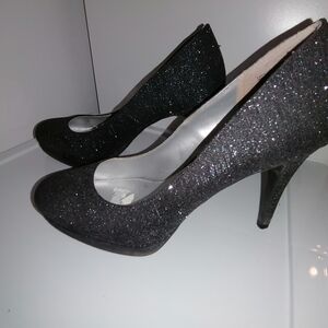 FIONI Glittery Black Heels